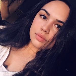 Meet your Posher, Elena